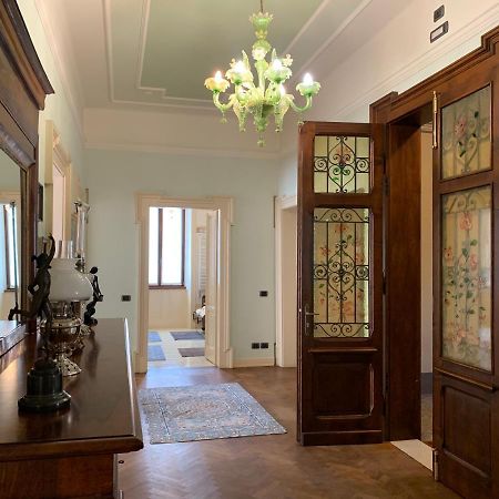 Residenza Porta Brescia Villa Peschiera del Garda Bagian luar foto