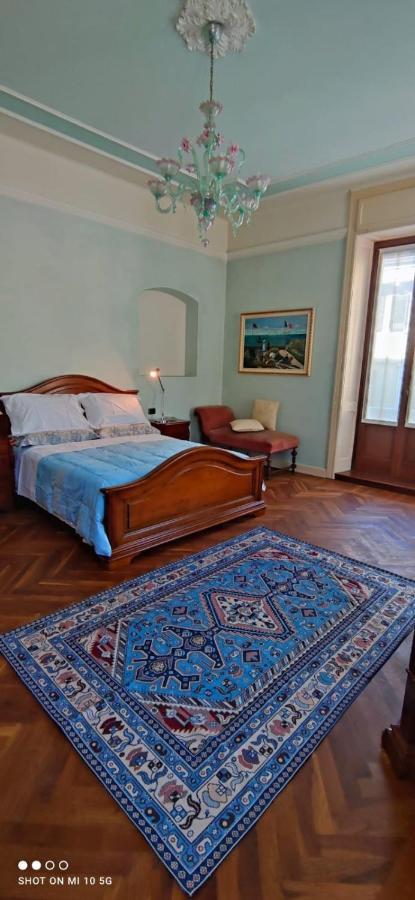 Residenza Porta Brescia Villa Peschiera del Garda Bagian luar foto