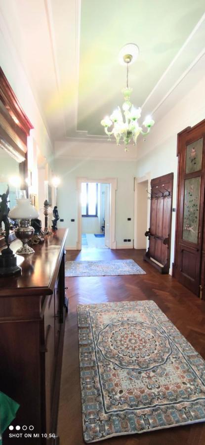Residenza Porta Brescia Villa Peschiera del Garda Bagian luar foto