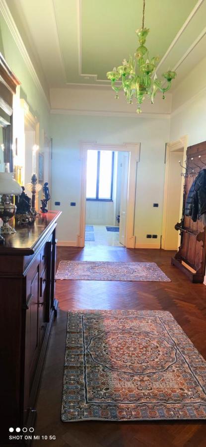 Residenza Porta Brescia Villa Peschiera del Garda Bagian luar foto