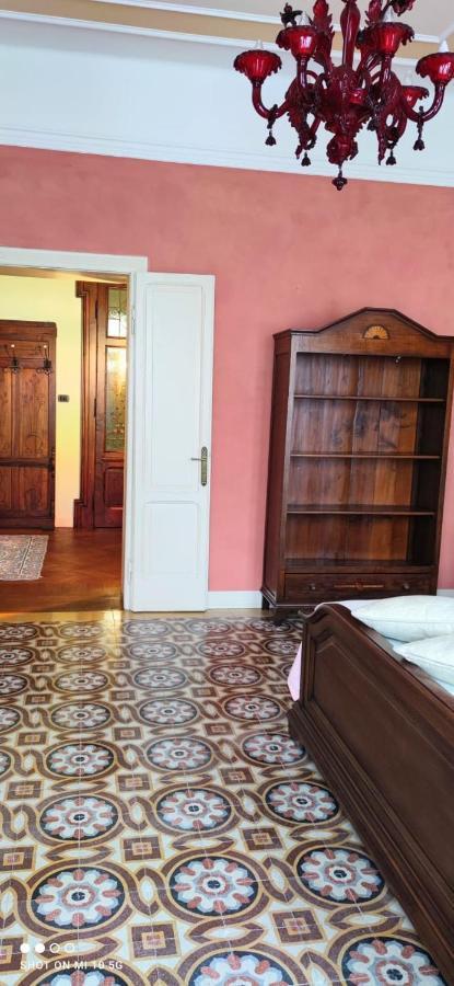 Residenza Porta Brescia Villa Peschiera del Garda Bagian luar foto