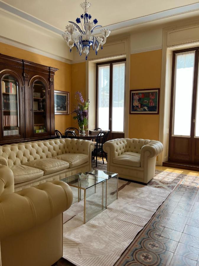 Residenza Porta Brescia Villa Peschiera del Garda Bagian luar foto